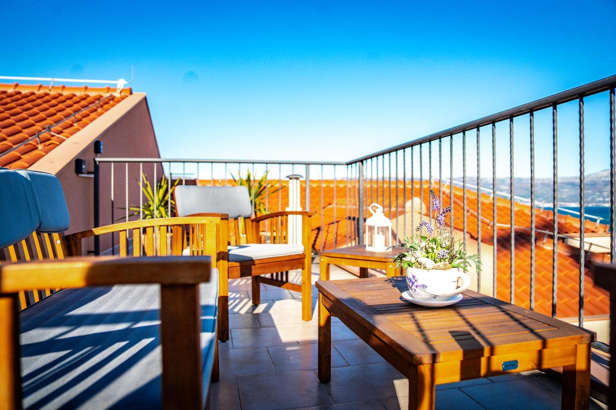 Regina Del Mare Apartment Slatine Bagian luar foto
